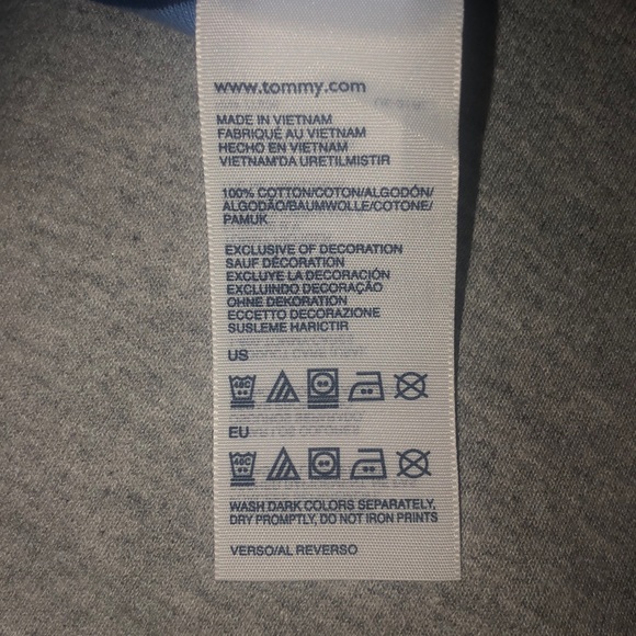 ✨TOMMY HILFIGER TEE SHIRT✨ - Picture 4 of 4